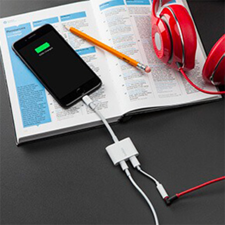 Adaptateur lightning RockStar charge + audio Belkin