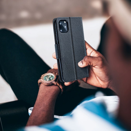 Etui portefeuille noir iPhone 17 Pro Max